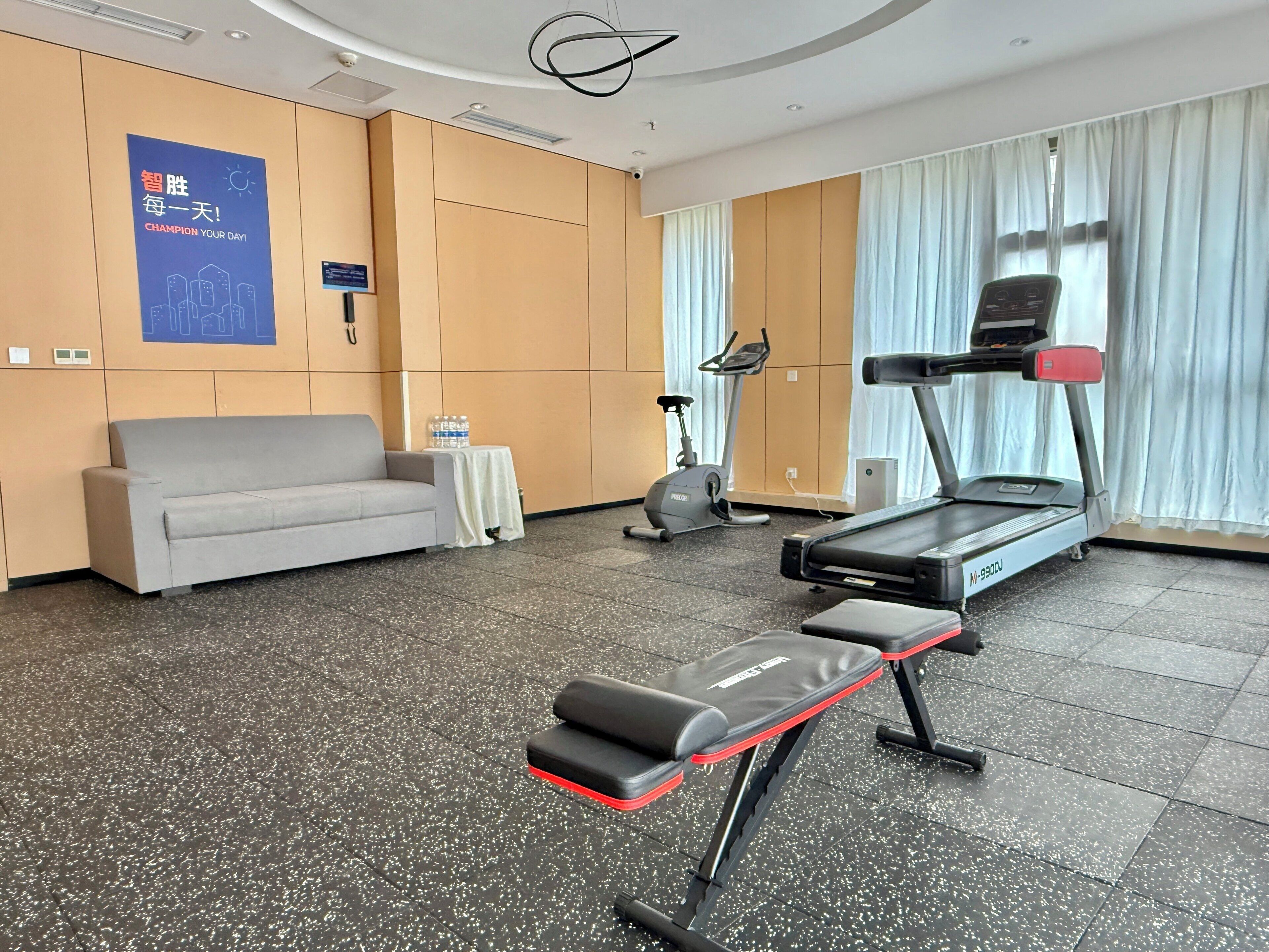 Photo - Holiday Inn Express Chongqing Guanyinqiao by IHG