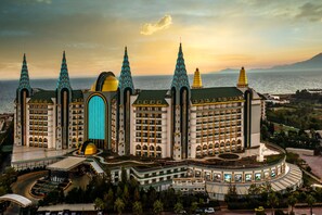 Front of property - Delphin Imperial (Antalya)