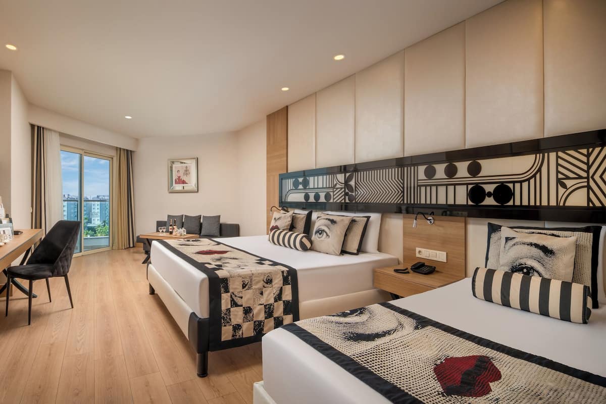 Ropa de cama de alta calidad y minibar