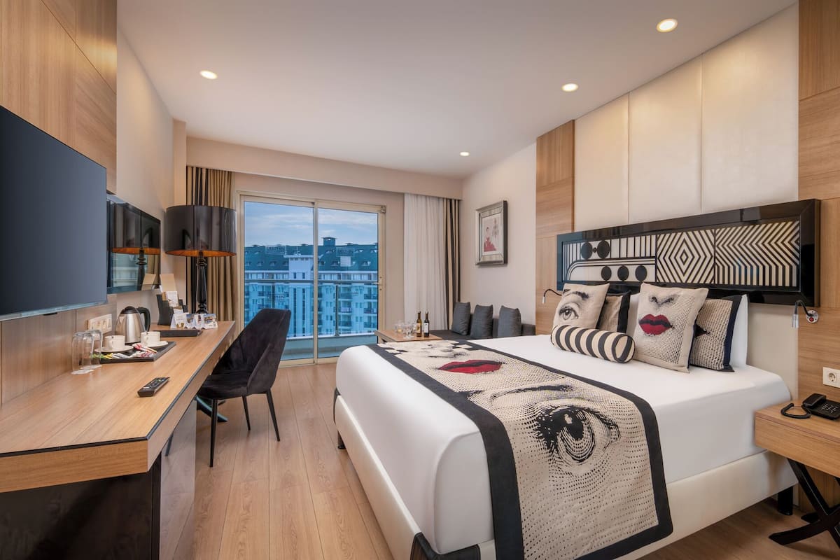 Ropa de cama de alta calidad y minibar