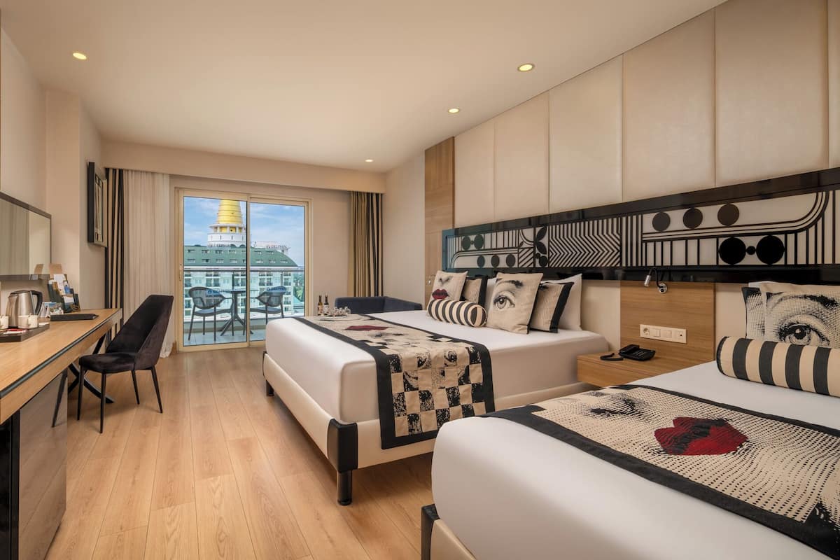 Ropa de cama de alta calidad y minibar