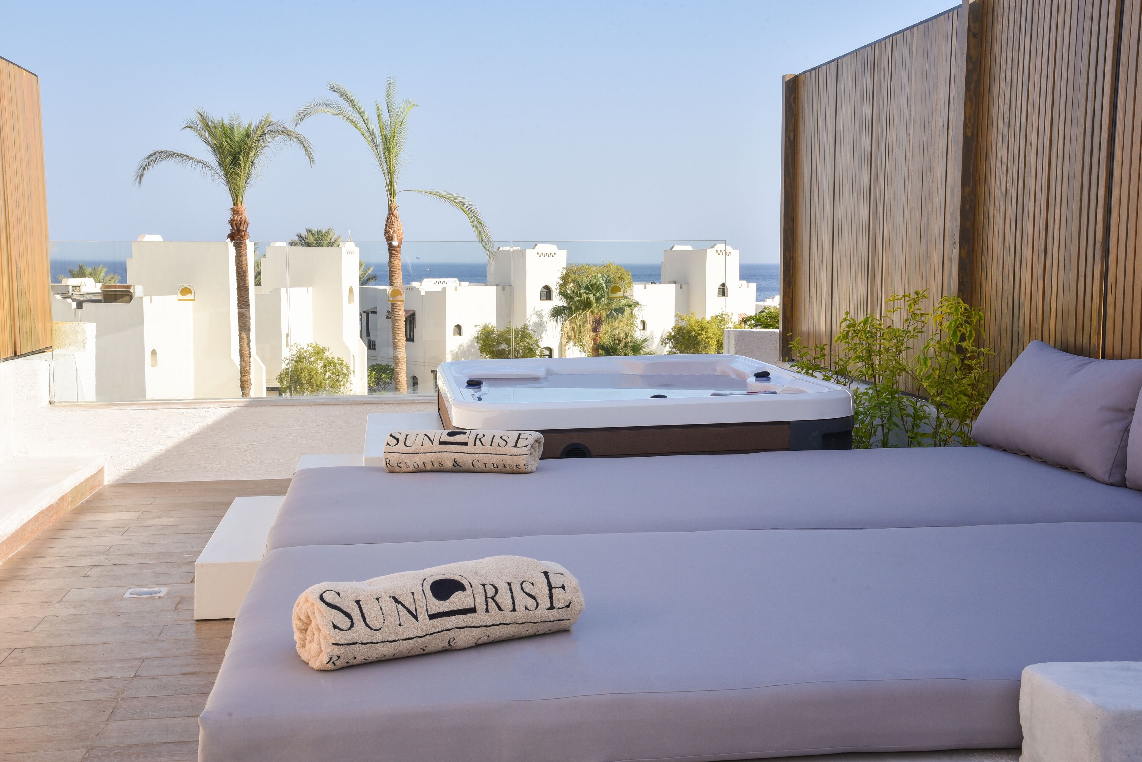 Jacuzzi Suite | バルコニーからの眺望