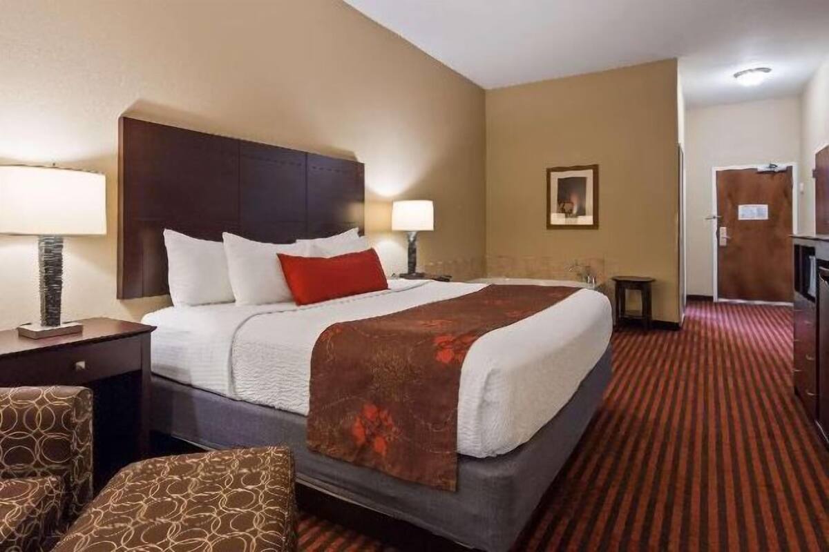 Seprai antialergi dan setrika/meja setrika