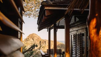Luxury Suite, Resort View (Suite with Garden View)
