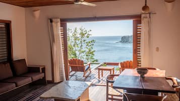 Suite de lujo, vista al océano (Villa with Sea View) | Área de sala de estar