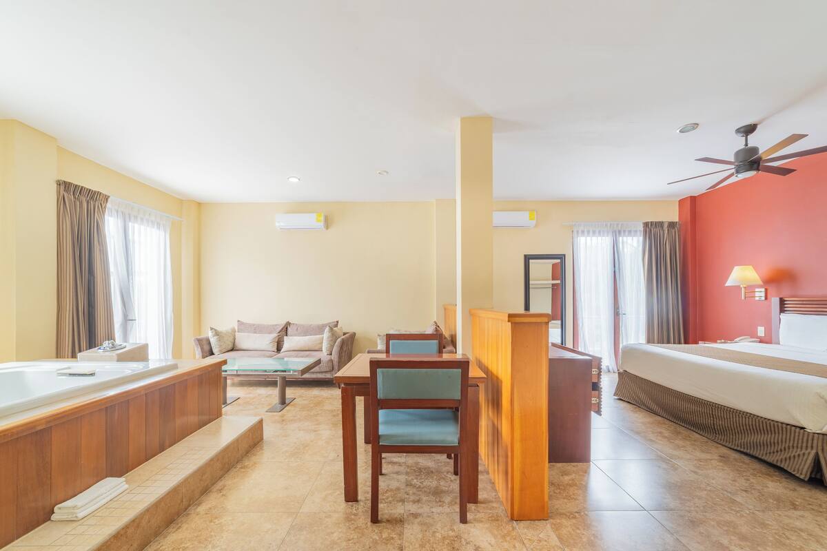 Master Suite Honeymoon | Pemandangan dari kamar