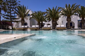 Exterior - Louis Studios Hotel (Santorini)