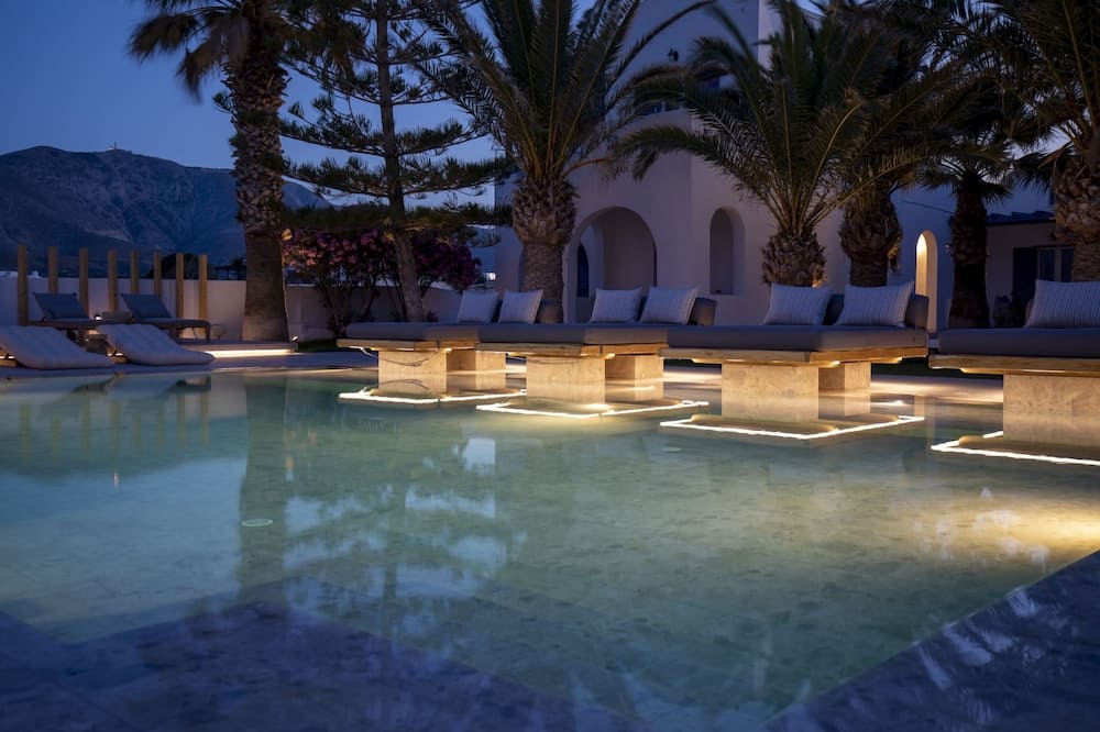 Louis Studios Hotel