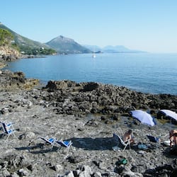 Private beach, beach umbrellas, beach towels