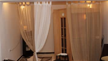 Body treatments, hydrotherapy, aromatherapy, hot stone massages