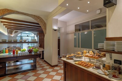 Antico Residence , Mantegna Hotels
