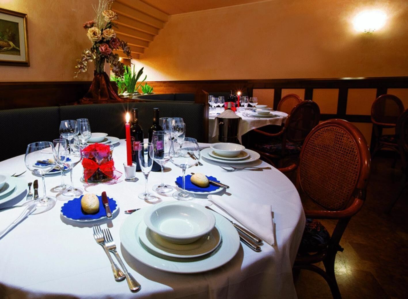 breakfast and dinner served