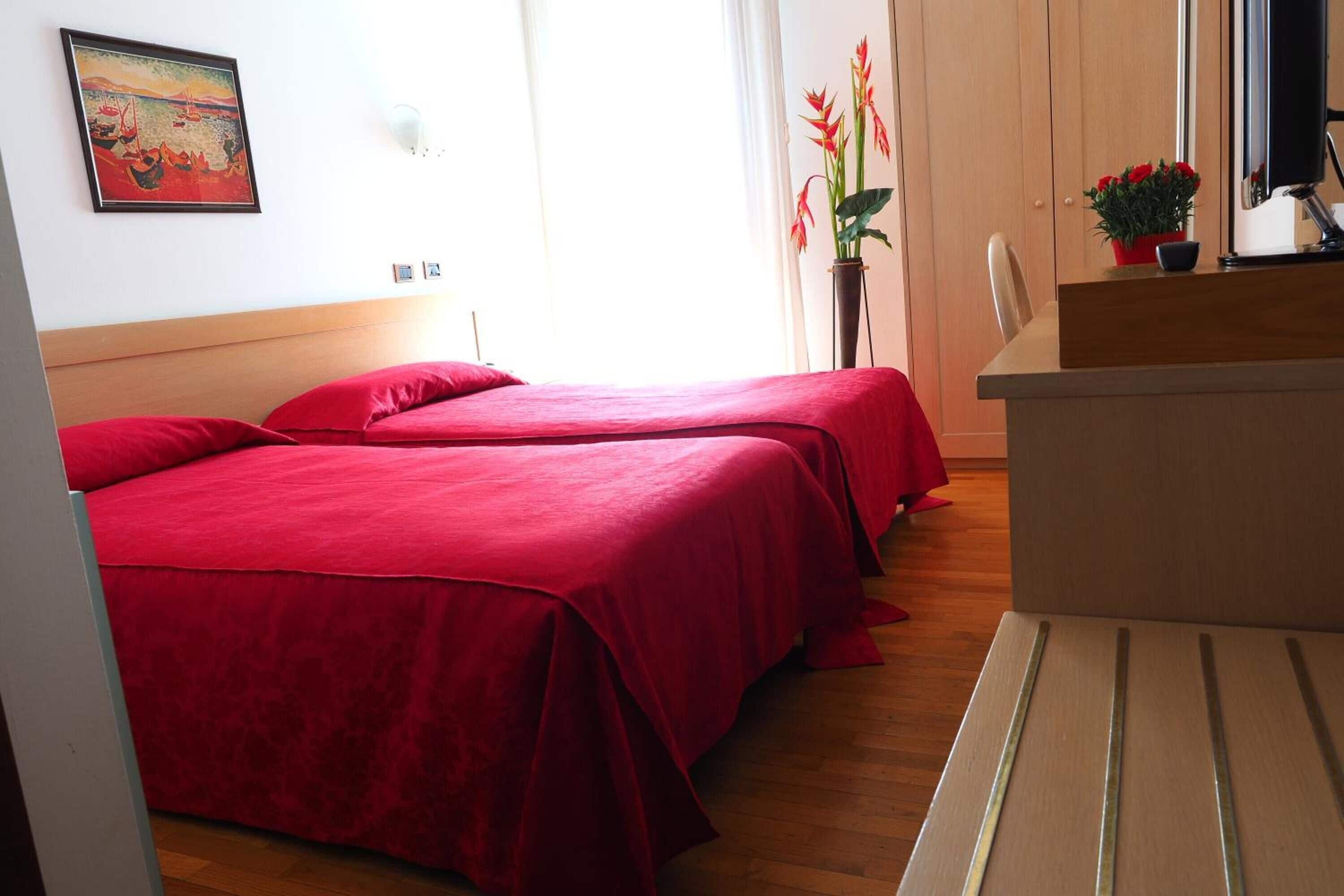 premium bedding, minibar, in-room safe, individually furnished