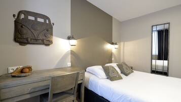 Chambre Double | Décoration personnalisée, ameublement personnalisé, bureau