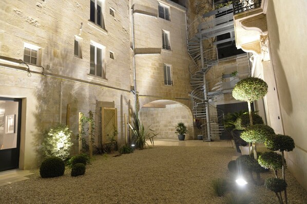 Property grounds - France Hôtel (Niort)