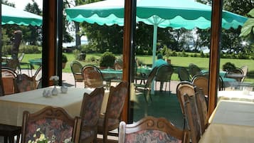 Frühstück, Mittagessen und Abendessen