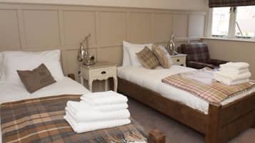 ํธ์๋ฃธ, ์ฅ์ ์ธ ์ง์, ์์ค์ํธ ((Room Only)) | ์ฑ
์, ๋ฌด๋ฃ WiFi