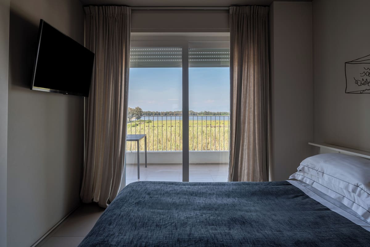 Chambre Junior (suite) | 1 chambre, literie de qualité, lit avec matelas Select Comfort, minibar