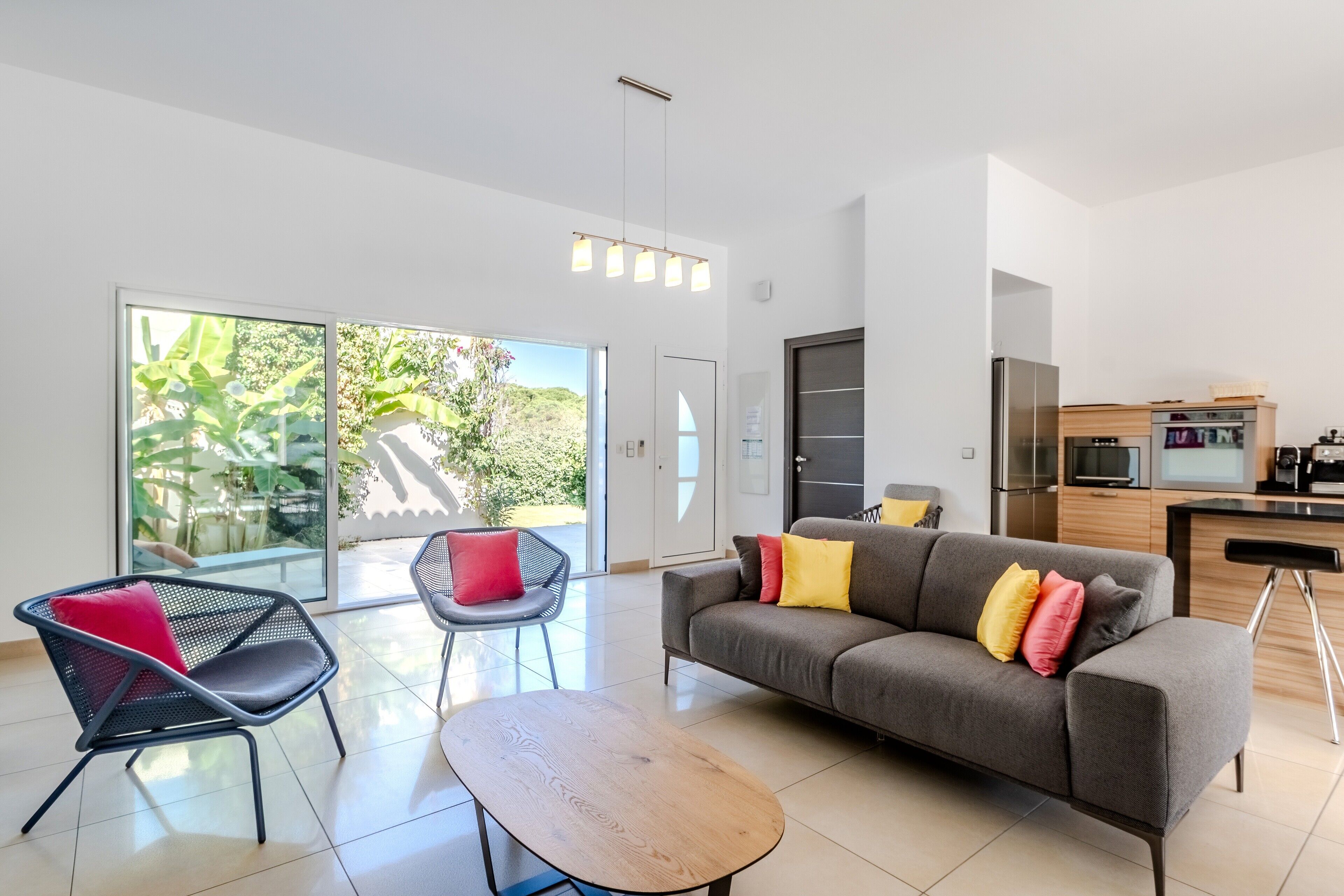 1 bedroom, frette italian sheets, premium bedding, pillow-top beds