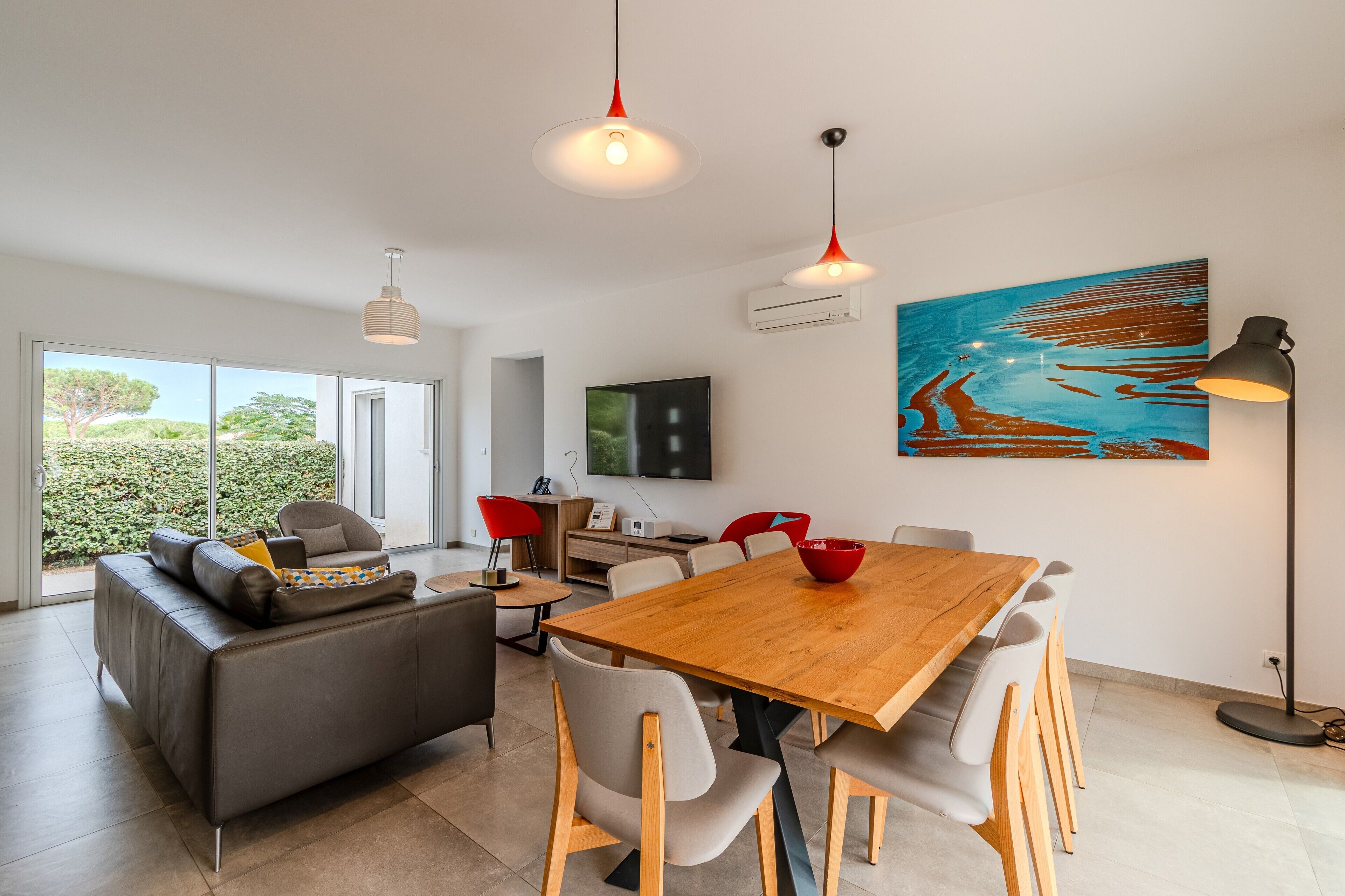 1 bedroom, frette italian sheets, premium bedding, pillow-top beds