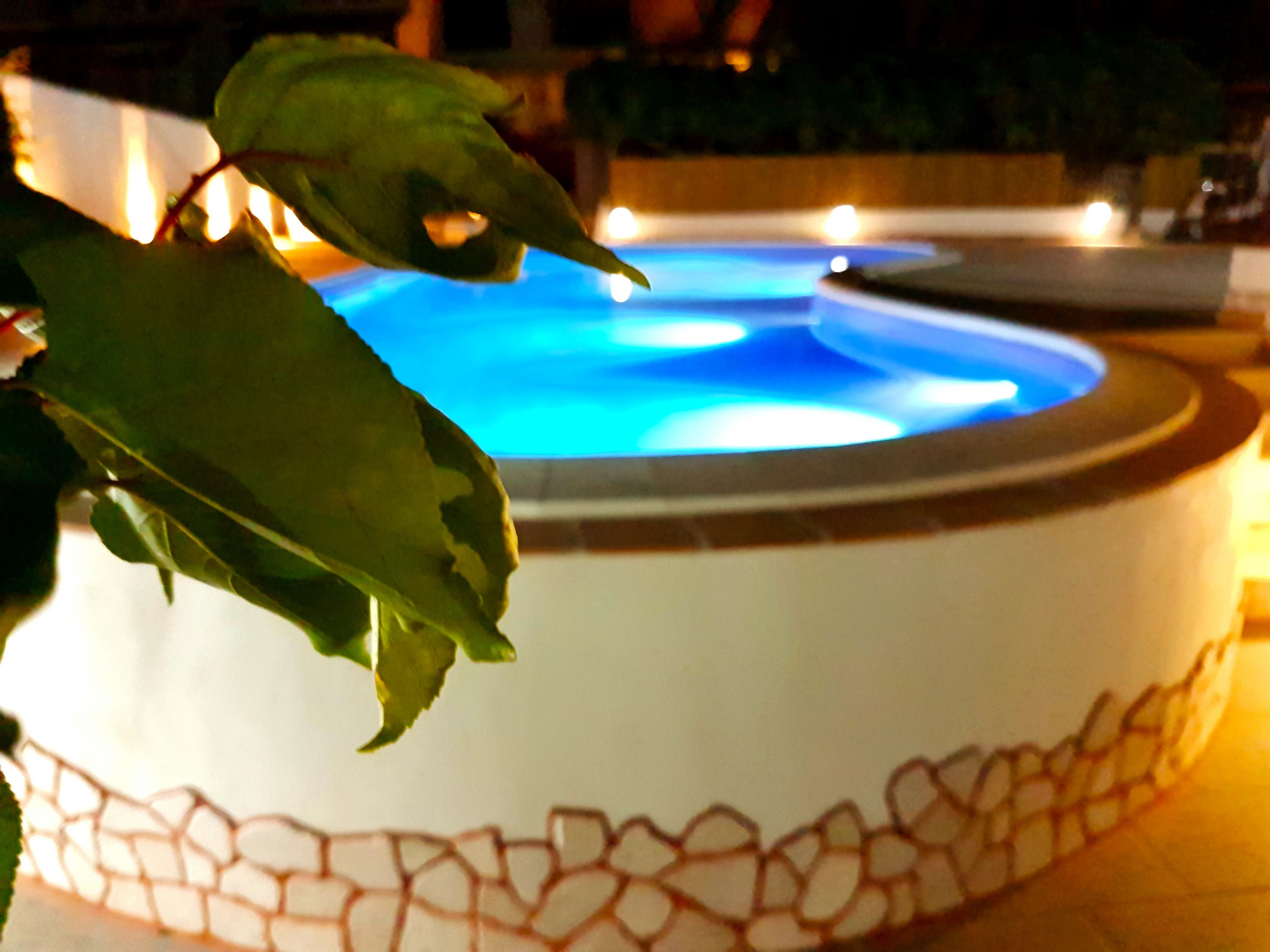 Seasonal outdoor pool, open 9:30 AM to 7:00 PM, sun loungers