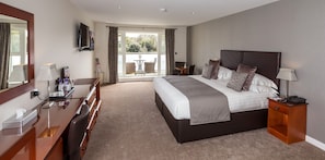 Poolside Deluxe with Terrace or Balcony
