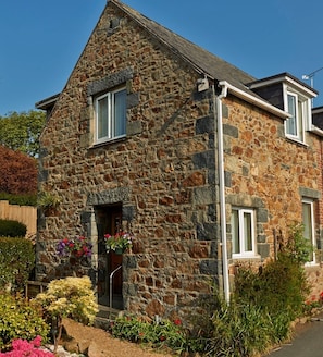 Cosy Double in Annex Building