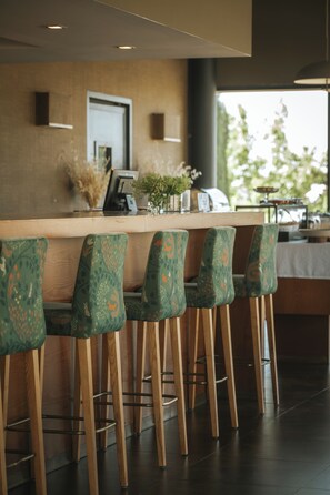 Breakfast, lunch and dinner served - Herdade Da Cortesia Hotel (Avis)