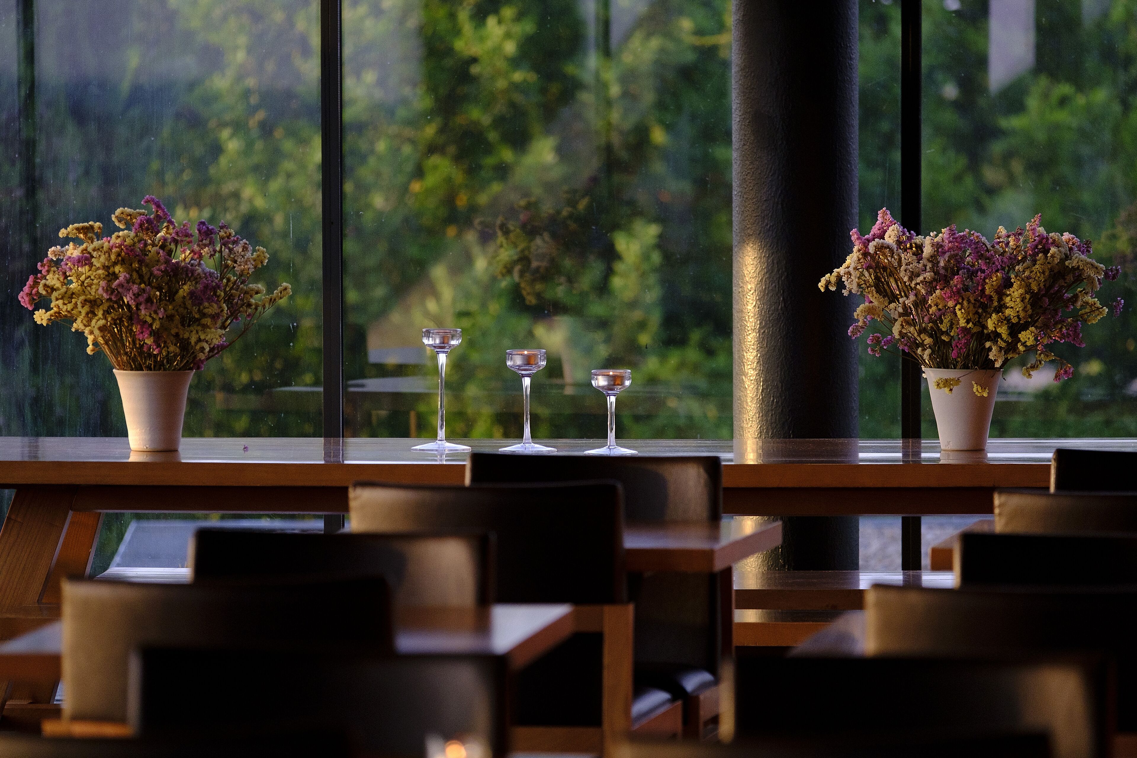 breakfast, lunch, dinner served; regional cuisine, garden views