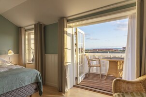 Chambre Double Standard, salle de bains privée | Literie hypoallergénique, coffres-forts dans les chambres, bureau