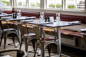 2 restaurants; lunch and dinner served - Ruths Hotel (Skagen)