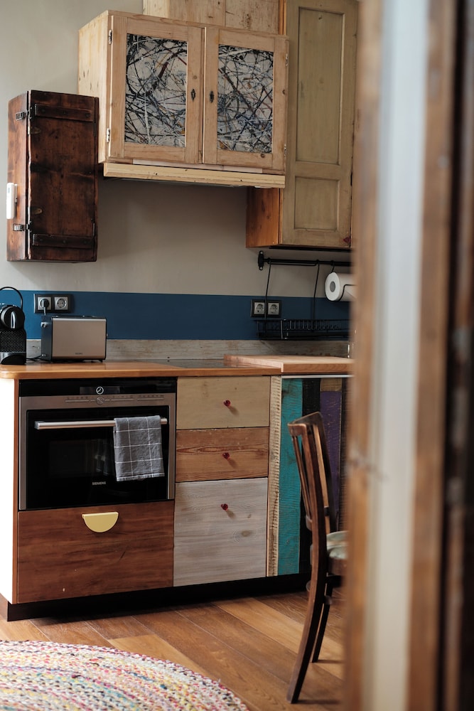 Brody House - Rooms by null