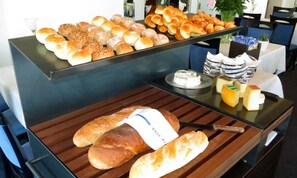 Breakfast area - Hotel Restaurant Vogelsang (Eich)