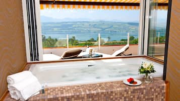 Superior Deluxe Suite mit Whirlpool | Whirlwanne