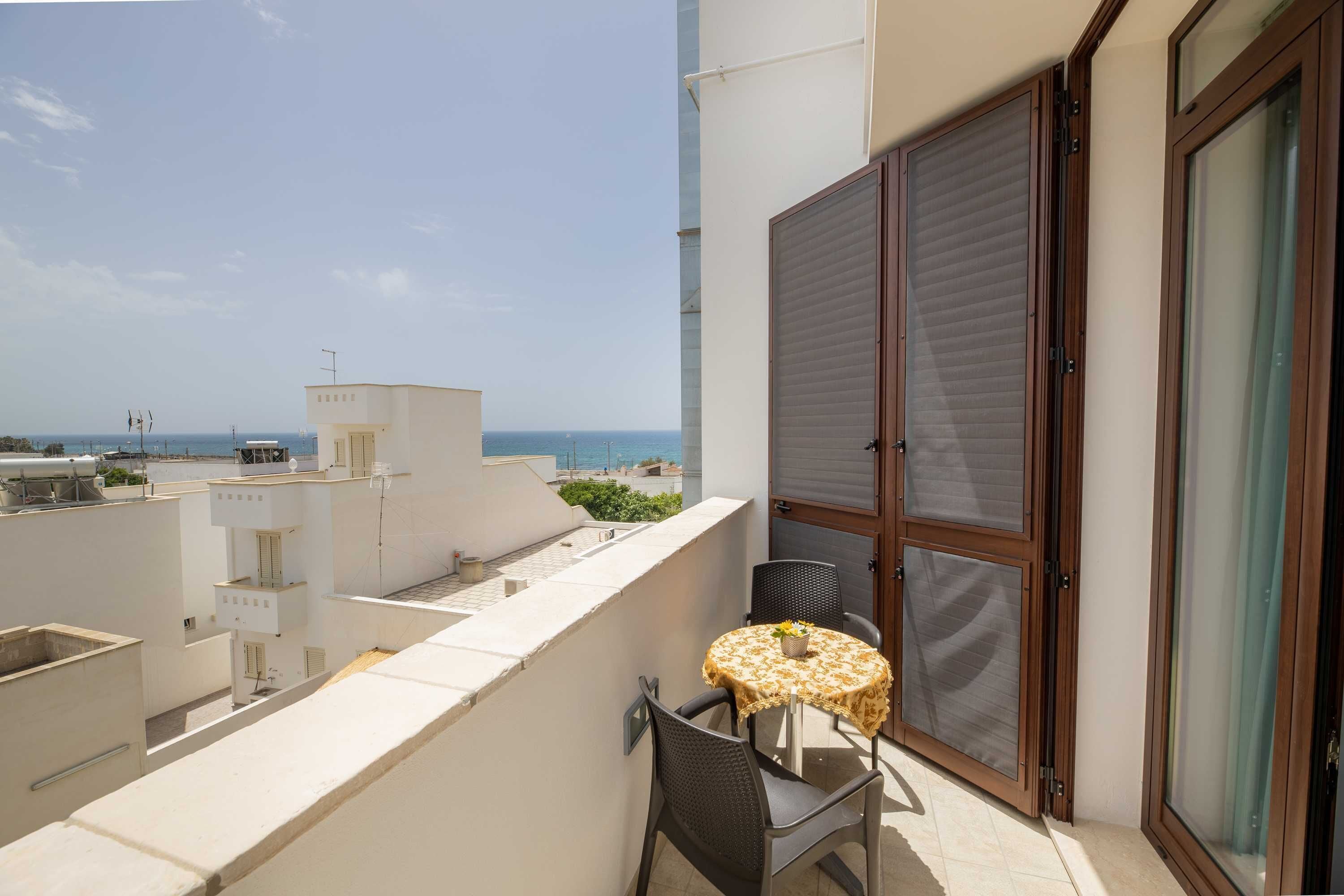 Chambre Deluxe | Literie de qualité supérieure, couette en duvet d'oie, minibar