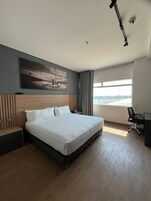 Ropa de cama de alta calidad y minibar 