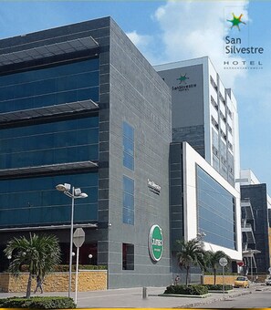 Front of property - Hotel San Silvestre (Barrancabermeja)