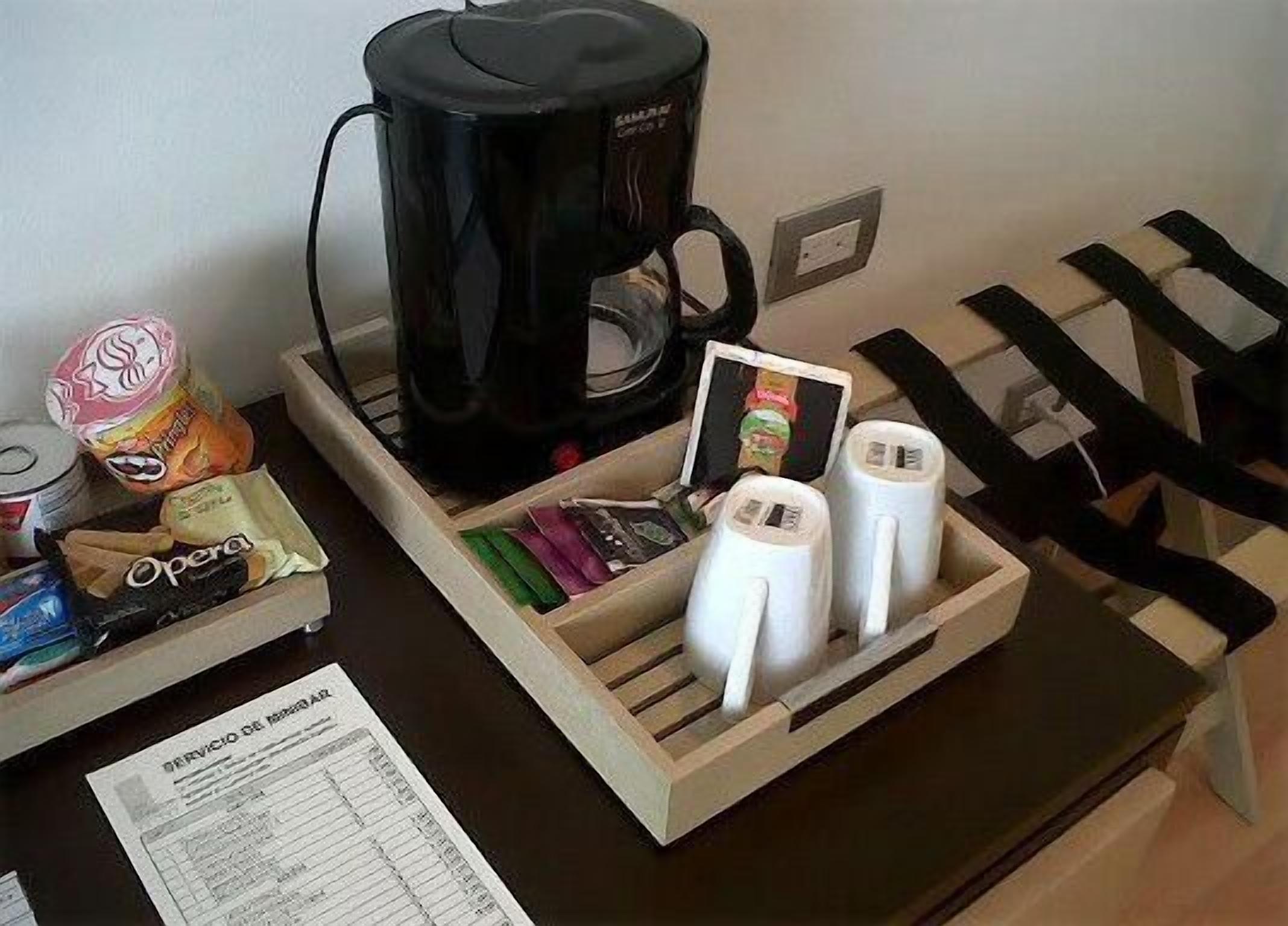 double room | coffee and/or coffee maker