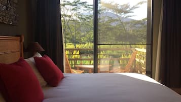 Habitación doble Deluxe, 1 cama King size | Caja de seguridad en la habitación, escritorio y wifi gratis