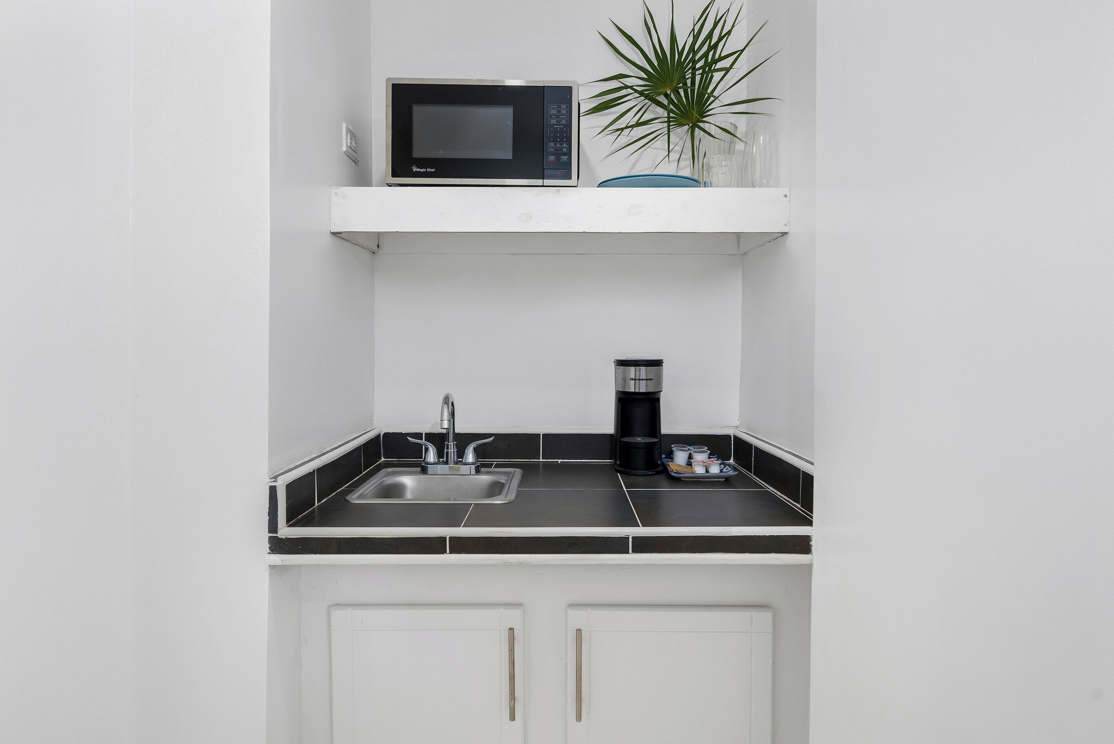 room, 1 bedroom, garden view | 1 bedroom, blackout curtains, iron/ironing board, free wifi