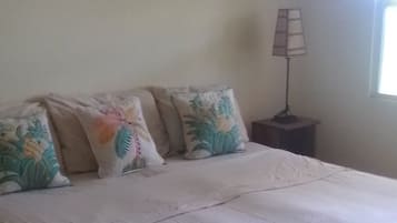 1 bedroom, laptop workspace, iron/ironing board, free WiFi