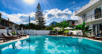 Aquarius Beach Eco-Hotel