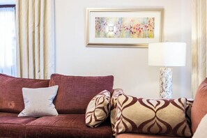 Télévision LCD, station d'accueil iPod