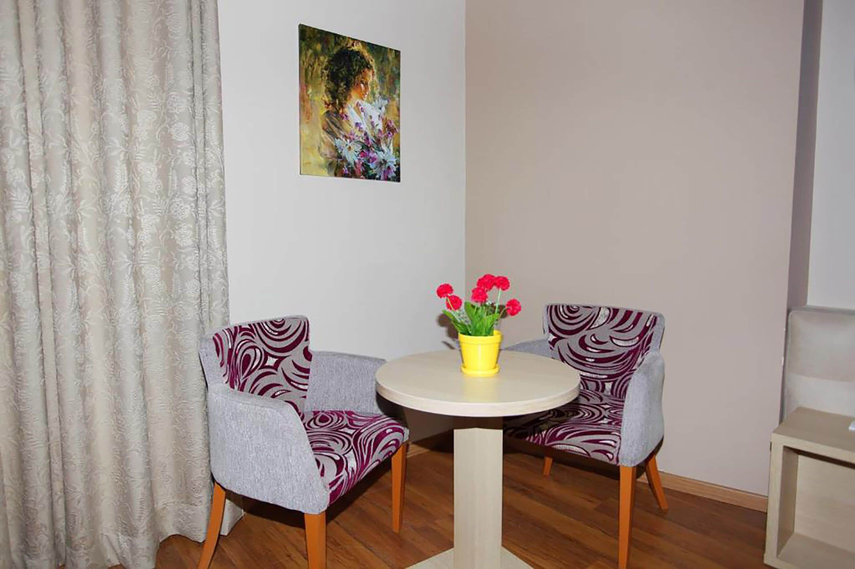 Deluxe Twin Room | Premium bedding, down comforters, minibar, desk