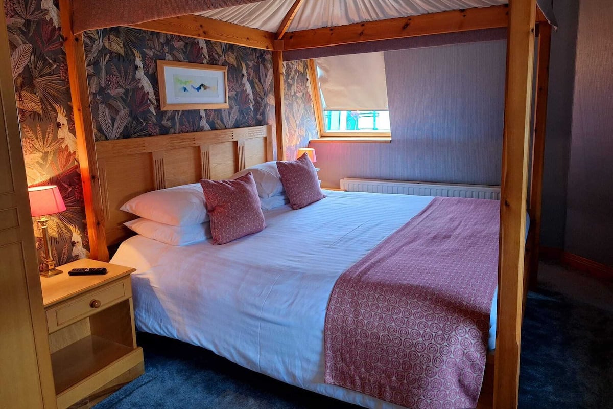 Deluxe Suite (Washington Central Hotel) | 1 quarto, roupas de cama premium, cofres nos quartos