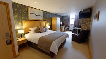 Ylelliset vuodevaatteet, tallelokero huoneessa