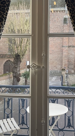 ์ํผ๋ฆฌ์ด ๋๋ธ๋ฃธ | ์ด์งํธ์ฐ ๋ฉด ์ํธ, ๊ณ ๊ธ ์นจ๊ตฌ, ์ค๋ฆฌ/๊ฑฐ์ํธ ์ด๋ถ, ํ๋ก์ฐํ ์นจ๋