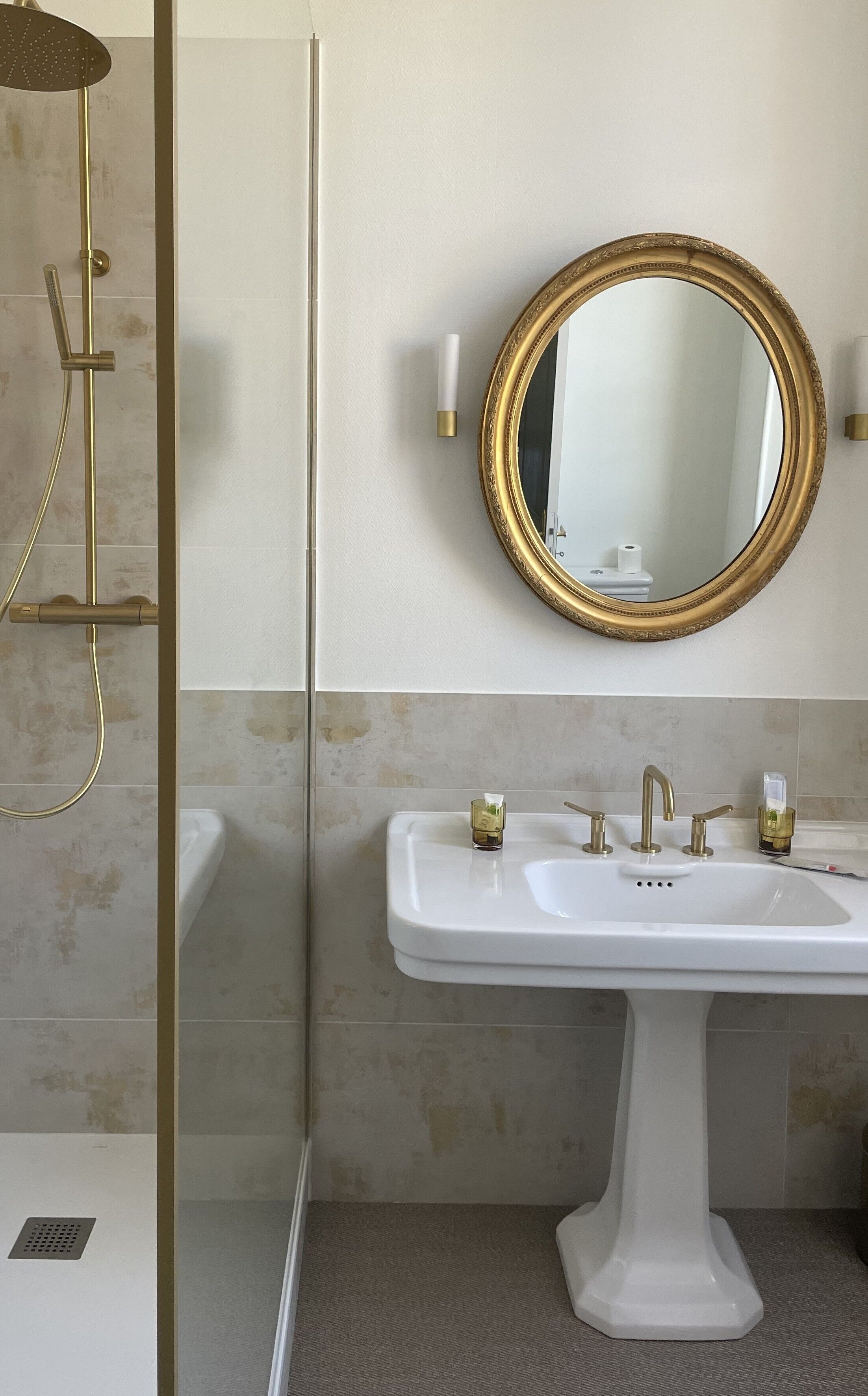 superior double room | bathroom | hair dryer, towels