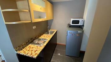 ๋ญ์
๋ฆฌ ์ํํธ | ์ ์ฉ ์ฃผ๋ฐฉ | ๊ทธ๋ฆฌ๋ค, ์ํ