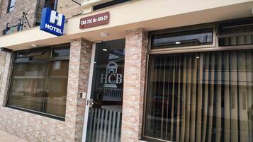 Fachada de la propiedad
